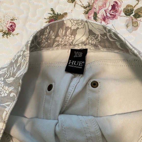 Junior Jeggins all over print no tags worn twice - Picture 2 of 3